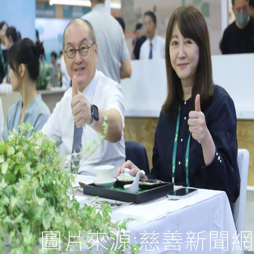 簡余晏看好蔬食 姚仁祿全台一餐素如種百萬樹